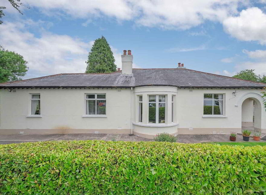 7 Glen Road, Holywood, BT18 0HB