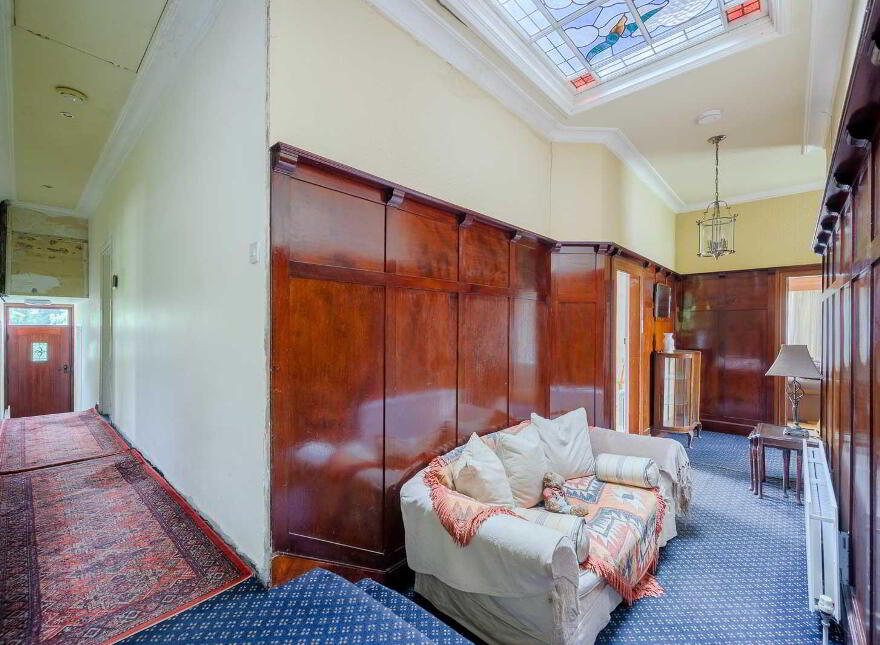 7 Glen Road, Holywood, BT18 0HB