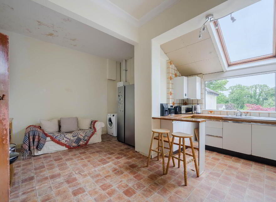 7 Glen Road, Holywood, BT18 0HB