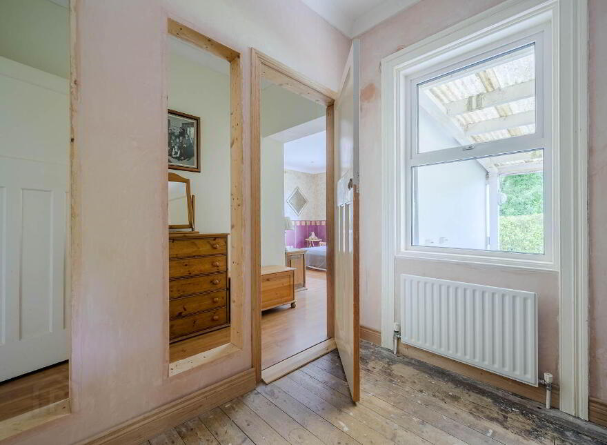 7 Glen Road, Holywood, BT18 0HB