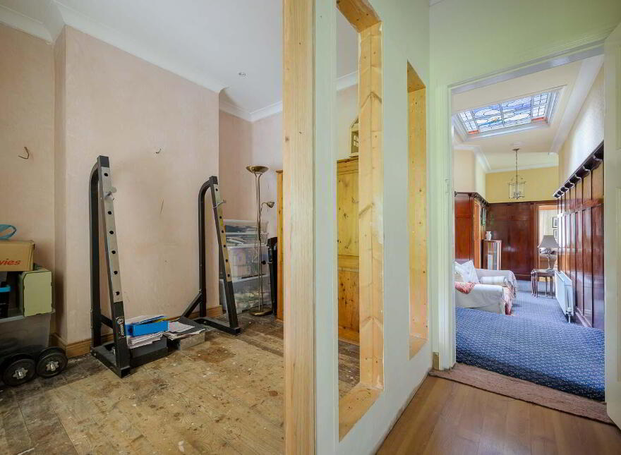 7 Glen Road, Holywood, BT18 0HB