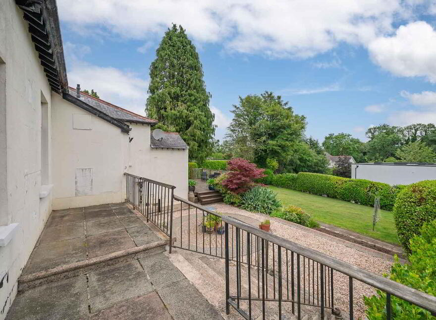 7 Glen Road, Holywood, BT18 0HB