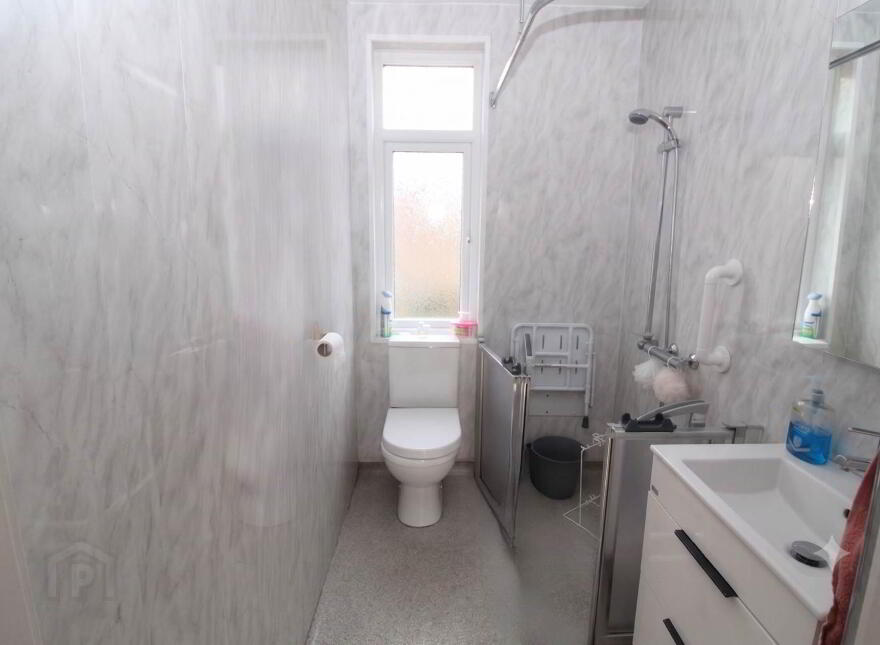 7 Richview Street, Belfast, BT12 6GP
