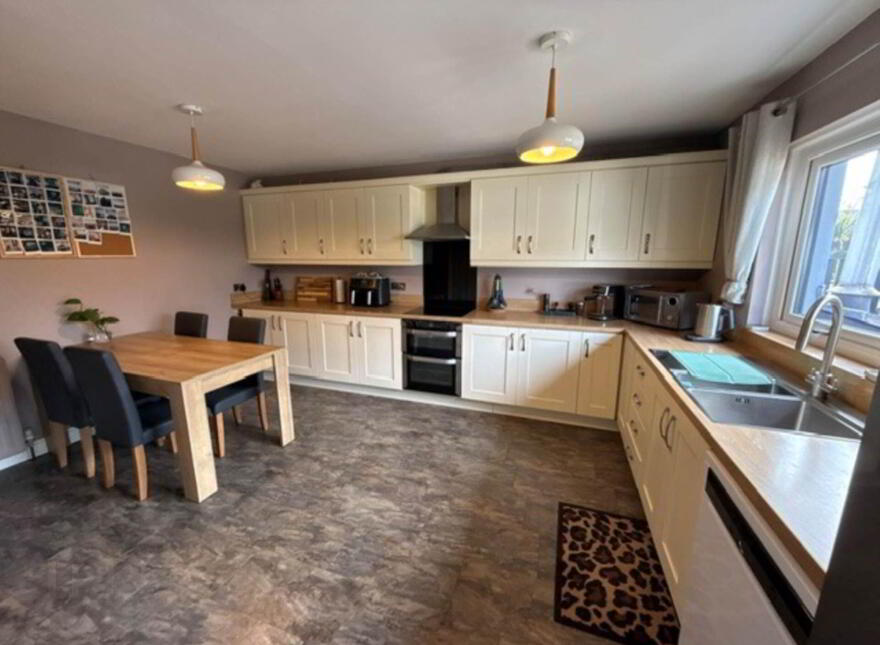 36 Plantation Avenue, Carrickfergus, BT38 9BJ