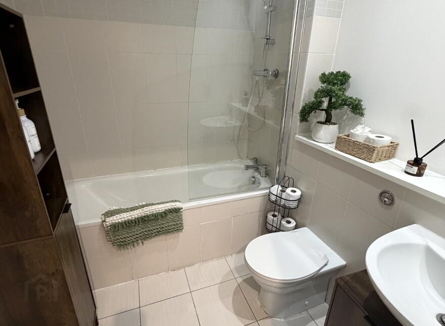2.02 Obel Tower, 62 Donegal Quay, Belfast, BT1 3NL
