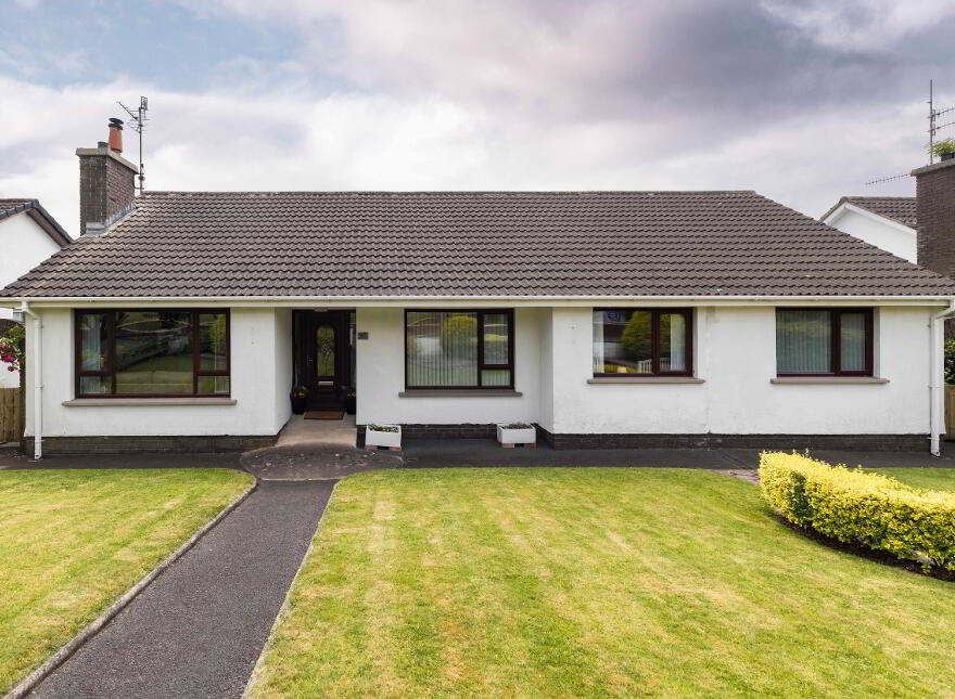 67 Castlewellan Road, Banbridge, BT32 4JD