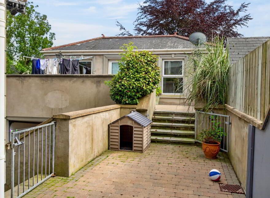 98 Galgorm Road, Ballymena, BT42 1AA