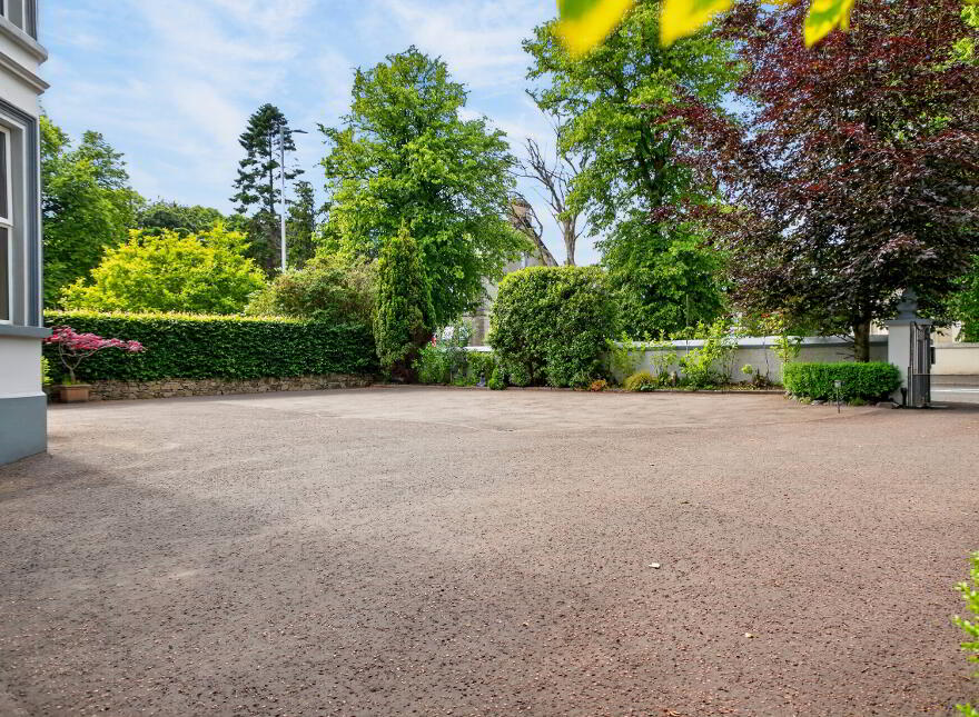 98 Galgorm Road, Ballymena, BT42 1AA