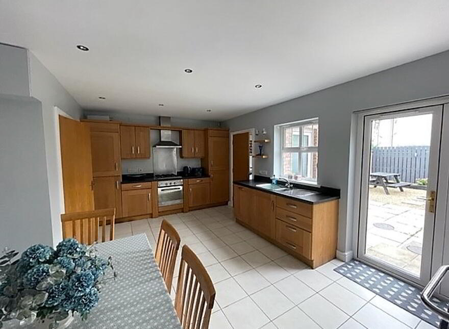 STUDENT/PROFESSIONAL LET, 1 Willow Court, Coleraine, BT52 2RD