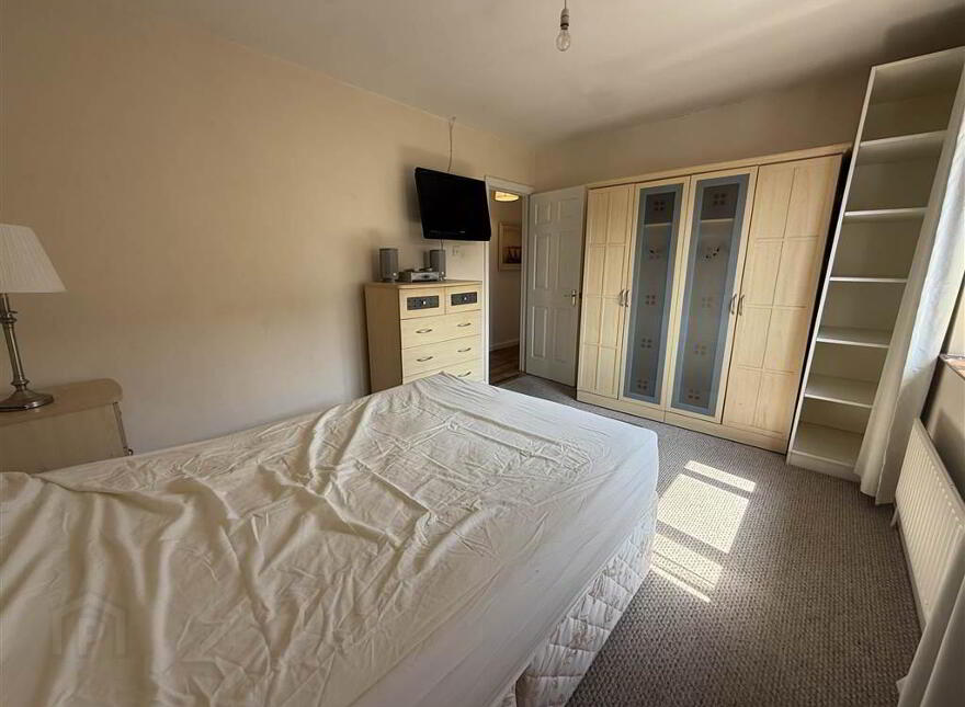 6 Lyme Grove, Dunmurry, Belfast, BT17 9RG