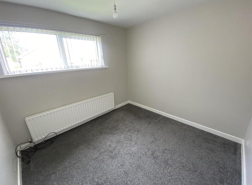 25 Hamilton Gardens, Lisburn, BT28 2BD