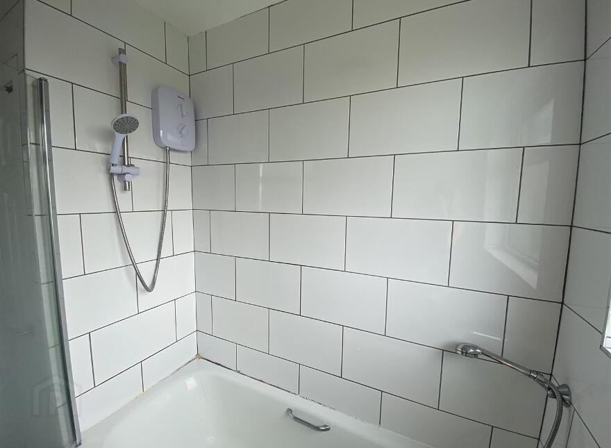 25 Hamilton Gardens, Lisburn, BT28 2BD