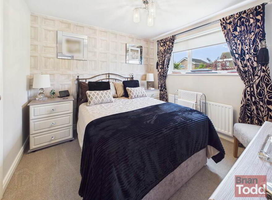 Argyll Avenue, Larne, BT40 2JX