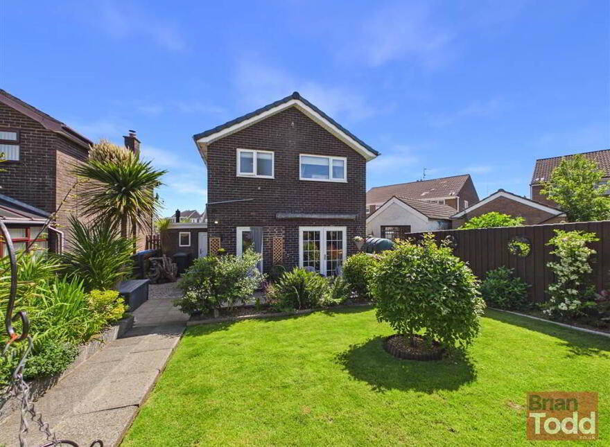 Argyll Avenue, Larne, BT40 2JX