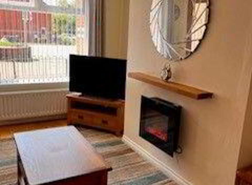 50 Saint George's Gardens, Belfast, BT12 5FJ