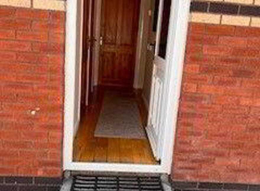 50 Saint George's Gardens, Belfast, BT12 5FJ