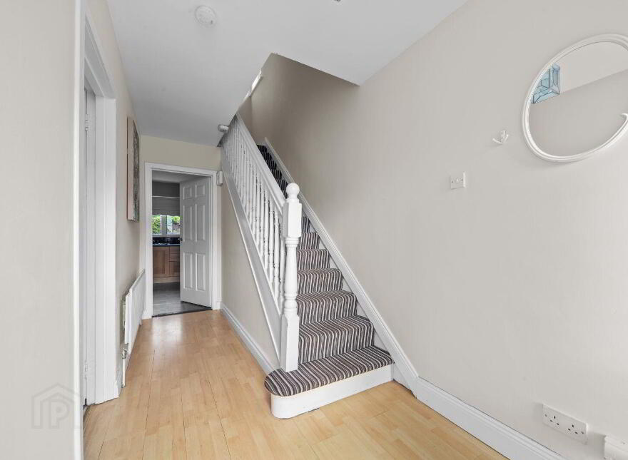 61 Cedar Grove, Avondale, Trim, C15A6K0