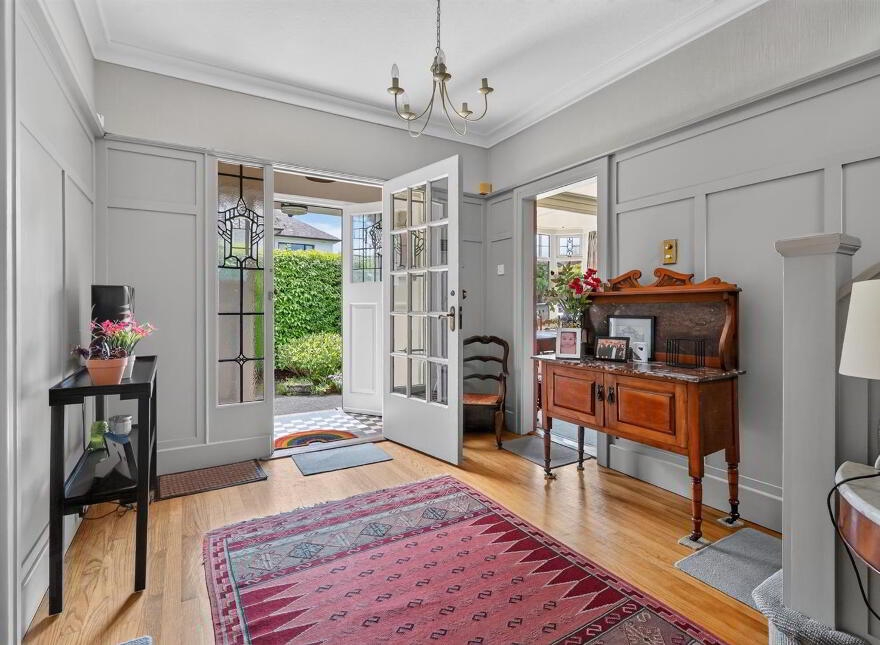 10 Shrewsbury Drive, Belfast, BT9 6PL