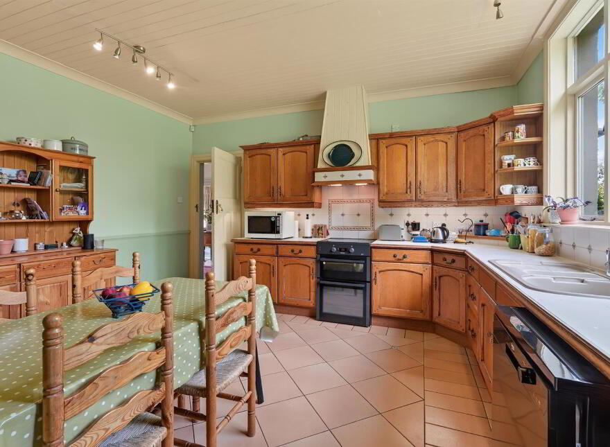 10 Shrewsbury Drive, Belfast, BT9 6PL