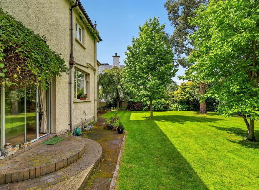 10 Shrewsbury Drive, Belfast, BT9 6PL