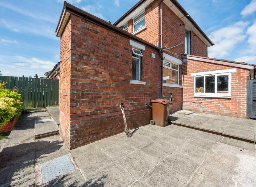 86 Sunningdale Park, Belfast, BT14 6RY