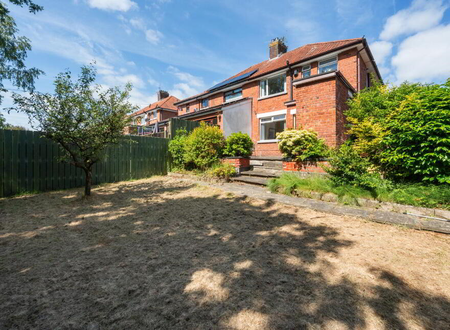 86 Sunningdale Park, Belfast, BT14 6RY