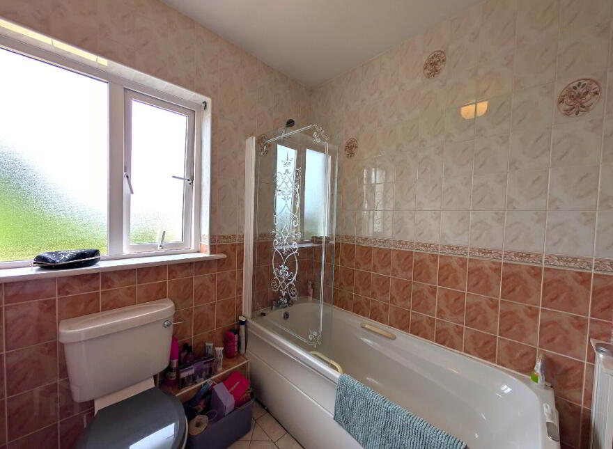 12 Clareville, Claremorris, F12A254