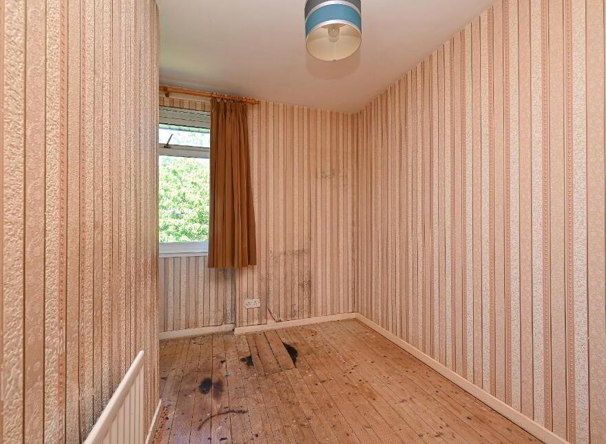 2 Kircubbin Gardens, Bangor, BT19 1SL