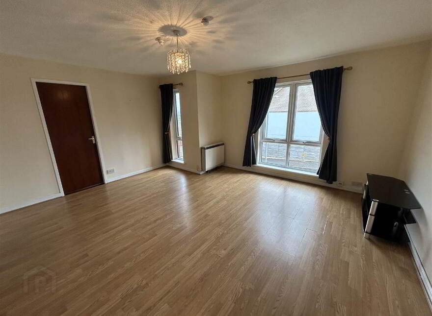 2 Castle Mews, Lead Hill, Castlereagh, Belfast, BT6 9RR