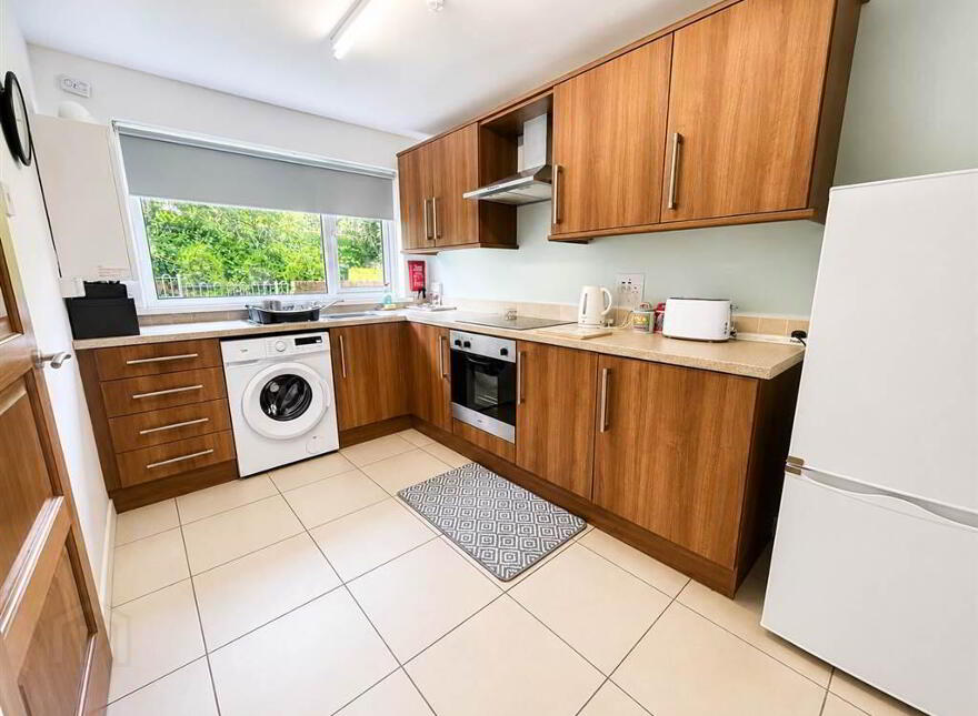 38 Rosewood Park, Castlereagh, Belfast, BT6 9RX