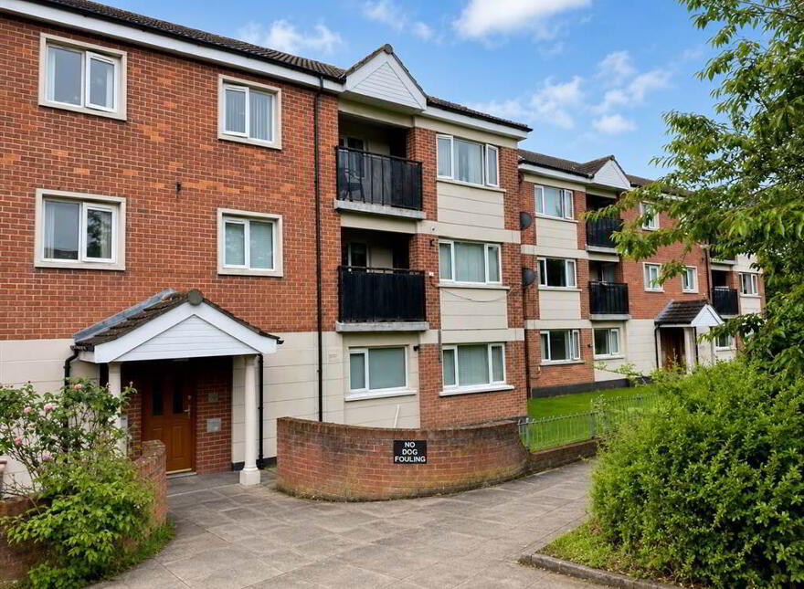 38 Rosewood Park, Castlereagh, Belfast, BT6 9RX