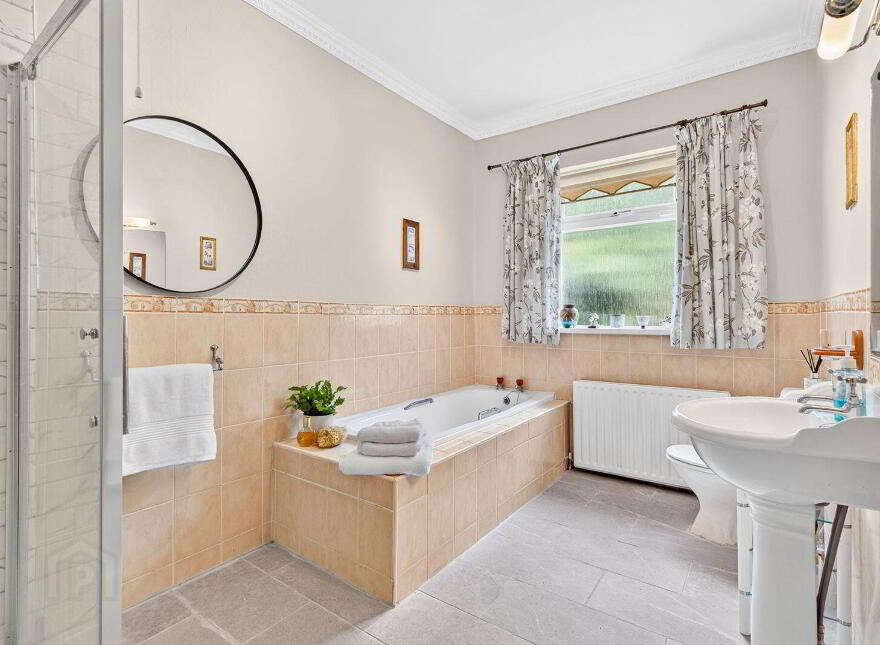 Lake Wood, Hazelwood Road, Sligo, F91T6P3
