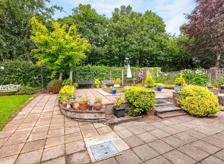 Lake Wood, Hazelwood Road, Sligo, F91T6P3