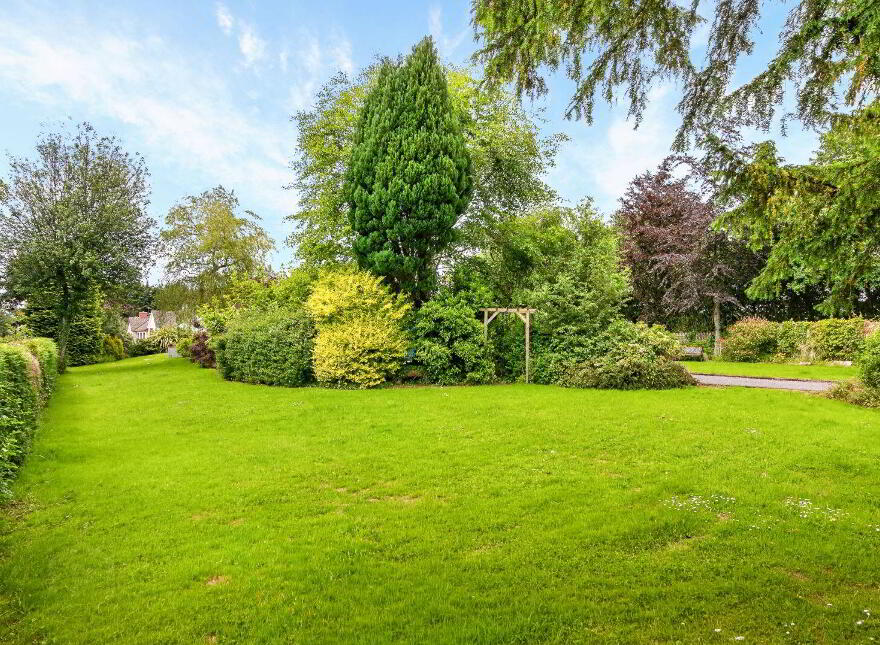 Lake Wood, Hazelwood Road, Sligo, F91T6P3