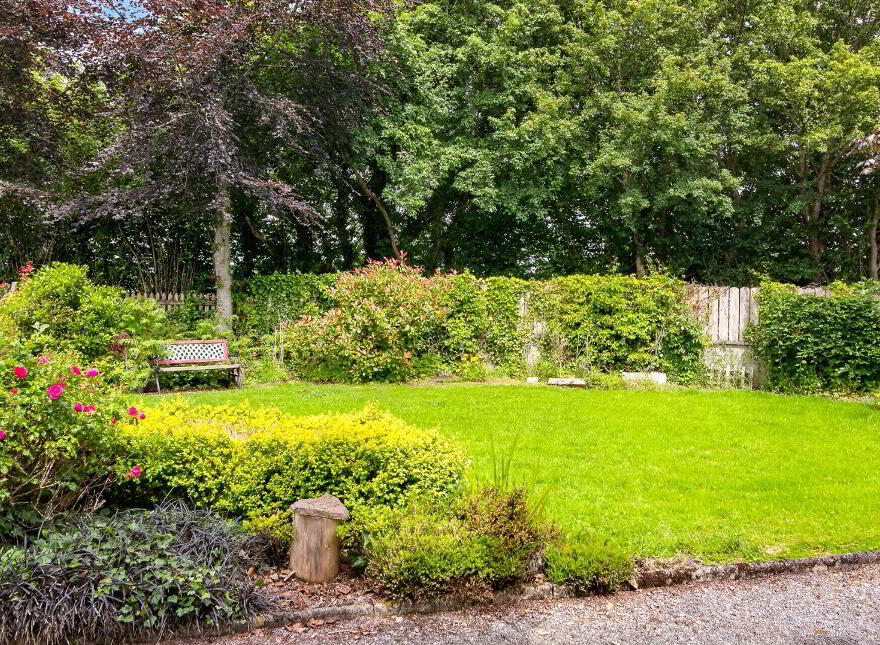 Lake Wood, Hazelwood Road, Sligo, F91T6P3