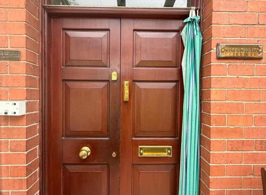 Silver Springs, 2 Hinton Park, Limavady Road, L'Derry, BT47 6HX
