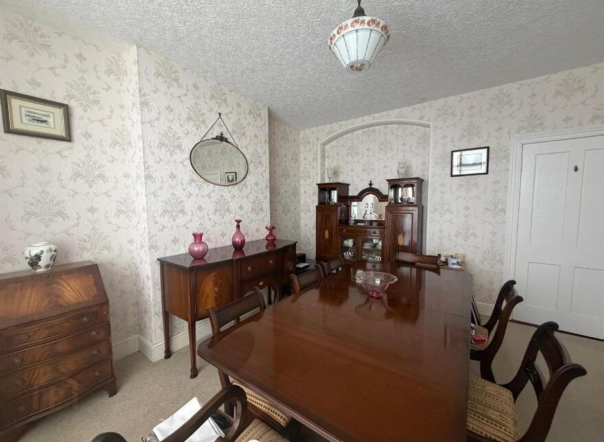 Silver Springs, 2 Hinton Park, Limavady Road, L'Derry, BT47 6HX