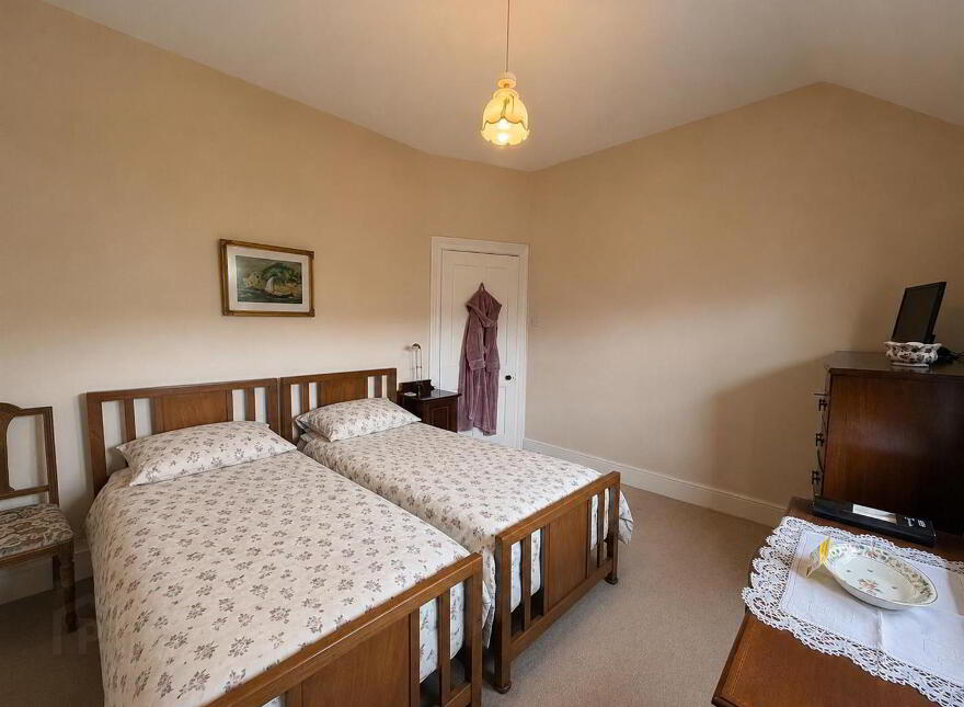 Silver Springs, 2 Hinton Park, Limavady Road, L'Derry, BT47 6HX