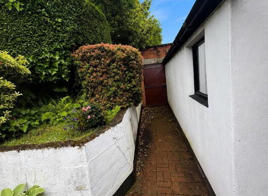 Silver Springs, 2 Hinton Park, Limavady Road, L'Derry, BT47 6HX