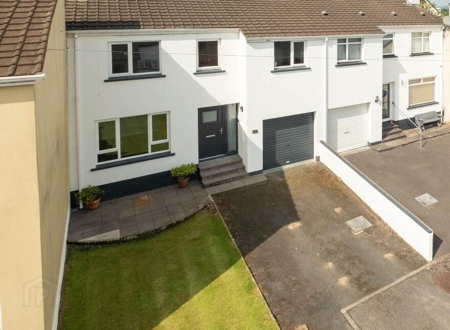 4 Ashgrove, Enniskillen, BT74 6HG