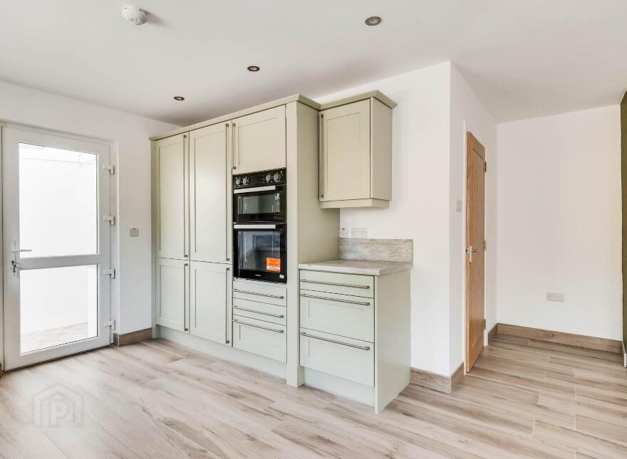 4 Ashgrove, Enniskillen, BT74 6HG