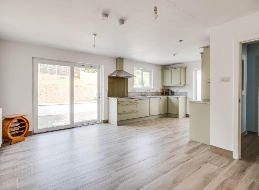 4 Ashgrove, Enniskillen, BT74 6HG