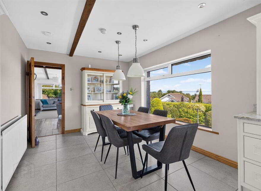216 Bangor Road, Holywood, BT18 0JF