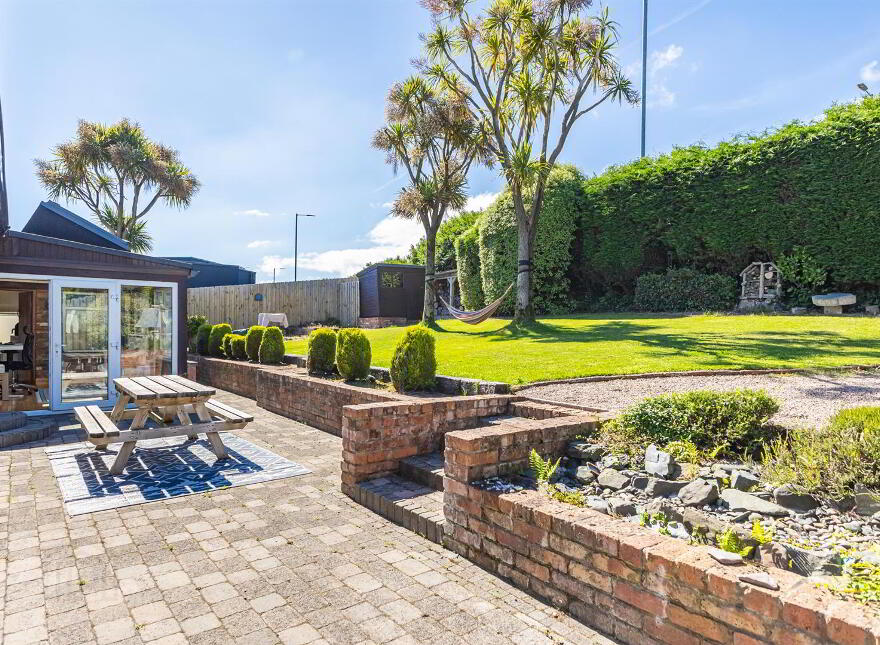 216 Bangor Road, Holywood, BT18 0JF