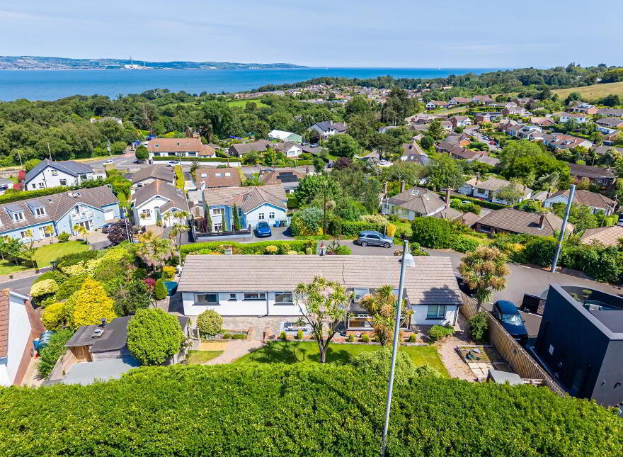 216 Bangor Road, Holywood, BT18 0JF
