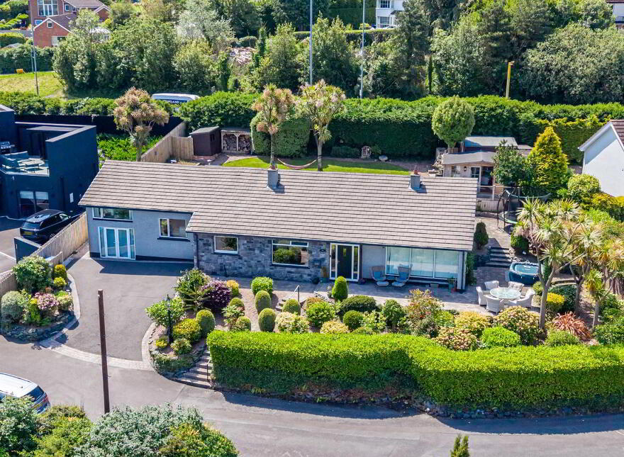 216 Bangor Road, Holywood, BT18 0JF