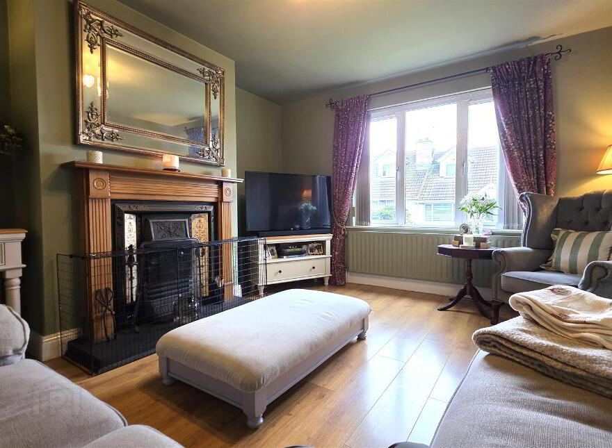 77 The Oaks, Randalstown, BT41 3NE