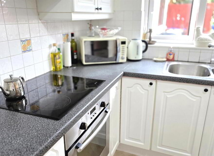 77 The Oaks, Randalstown, BT41 3NE