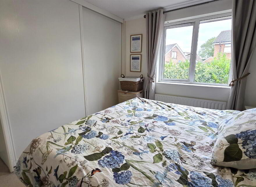 77 The Oaks, Randalstown, BT41 3NE