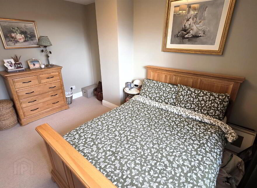 77 The Oaks, Randalstown, BT41 3NE
